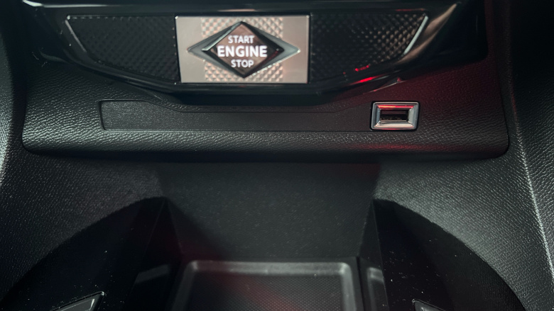 DS 3 Crossback 1.2 PureTech Performance Line 5dr Petrol 